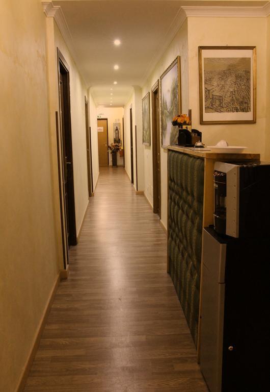 Tiburtina Hotel Holiday Roma Dış mekan fotoğraf