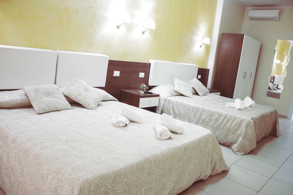 Tiburtina Hotel Holiday Roma Dış mekan fotoğraf