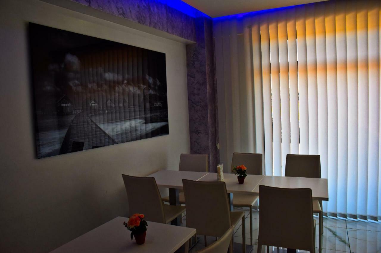 Tiburtina Hotel Holiday Roma Dış mekan fotoğraf